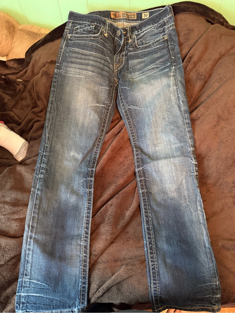 BKE Men's Bootcut Jeans in Washed Blue